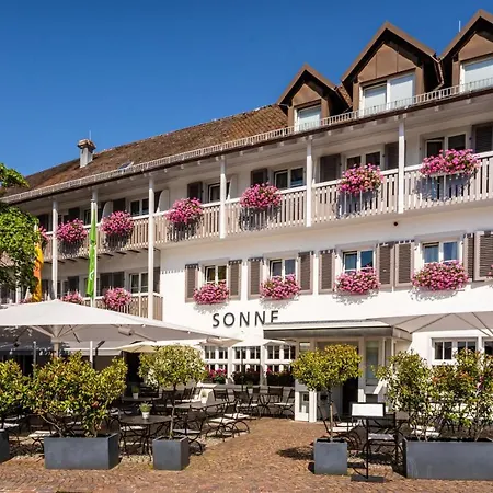 & Restaurant Sonne Szálloda