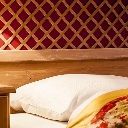 & Restaurant Sonne Szálloda 3*