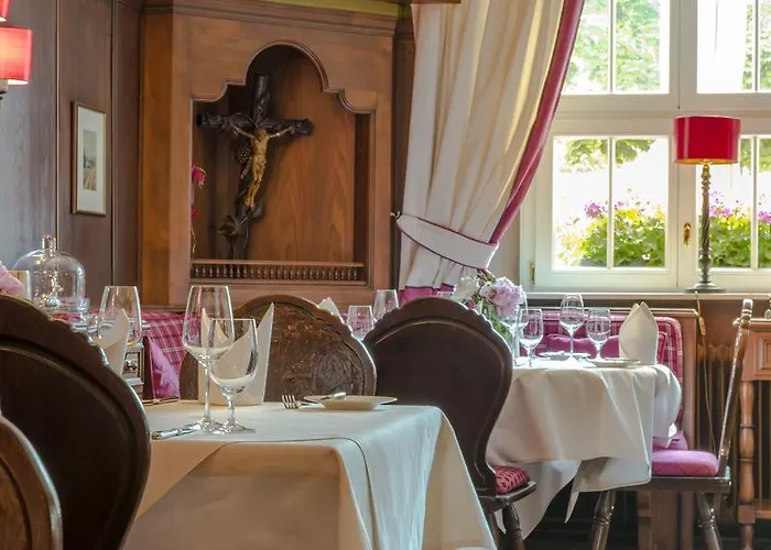 Szálloda & Restaurant Sonne Kirchzarten